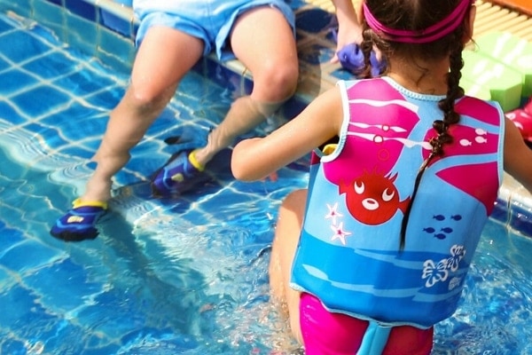 swim vest
